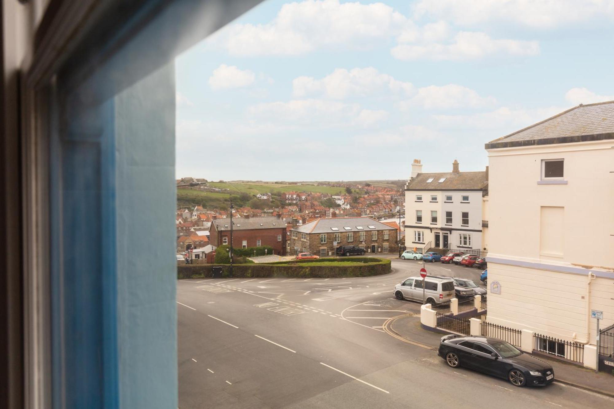 The Town House Hotel Whitby Bagian luar foto
